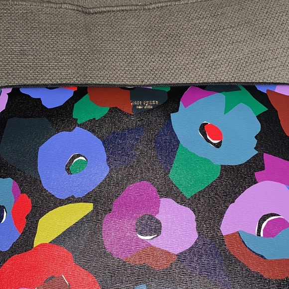 Kate Spade - Picture 5 of 16